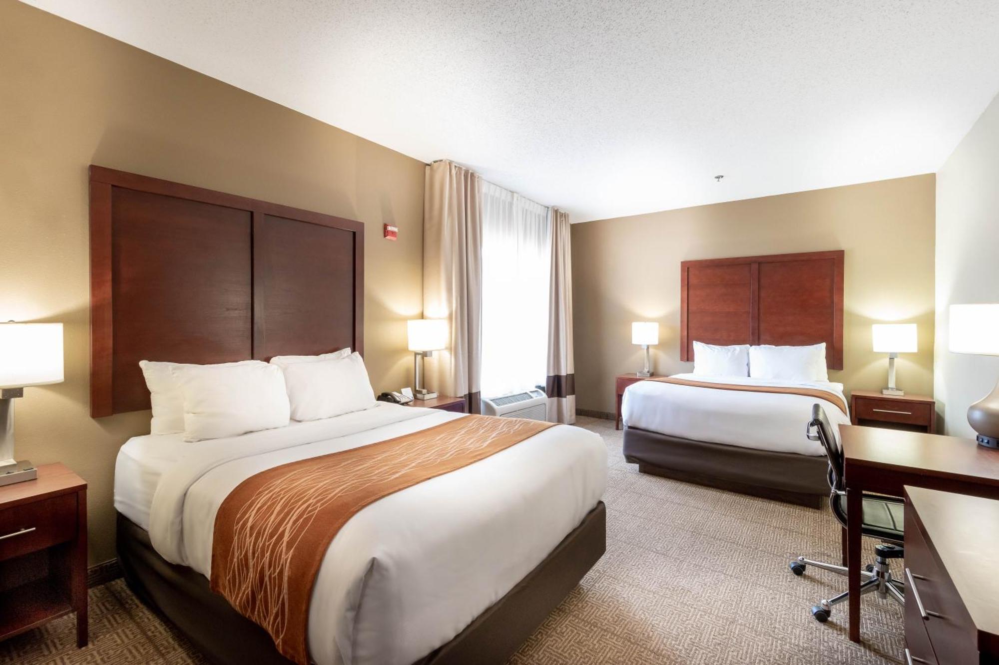 Queen Room with Two Queen Beds - Non-Smoking
