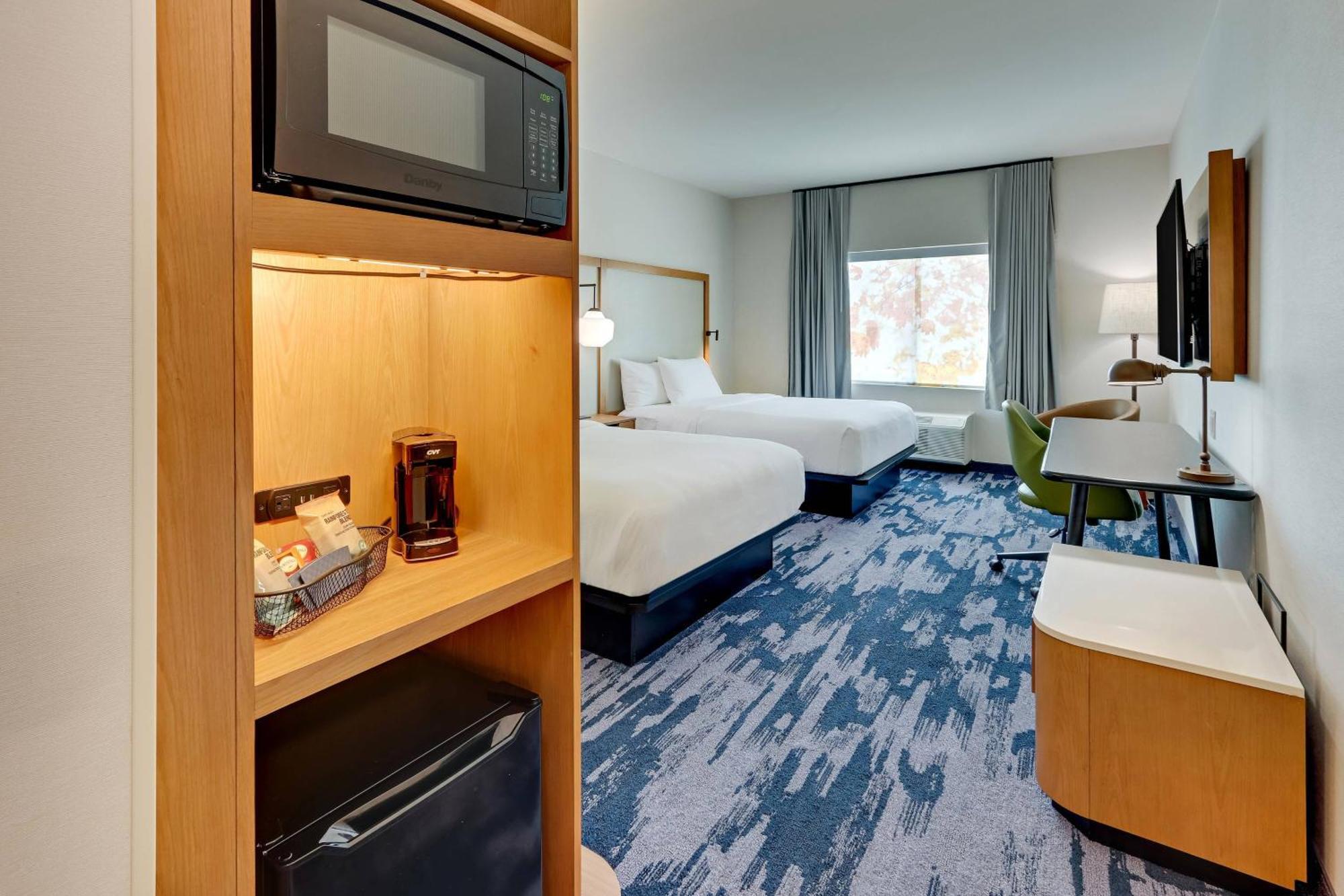 Double Queen Room,1632325362:JPEG