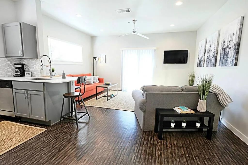 Global Cup The Kozy Urban Dallas Flat-1