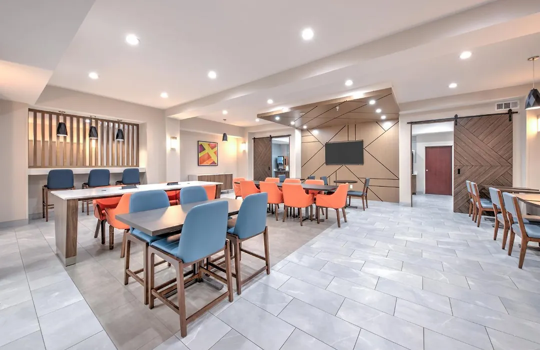 Holiday Inn Express Hotel & Suites Dallas West By Ihg-1