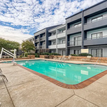 Oyo Townhouse Love Field-3