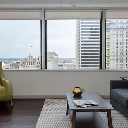 18Th Fl Stylish Cozysuites With Pool, Gym #2-3