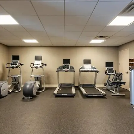18Th Fl Stylish Cozysuites With Pool, Gym #6-3