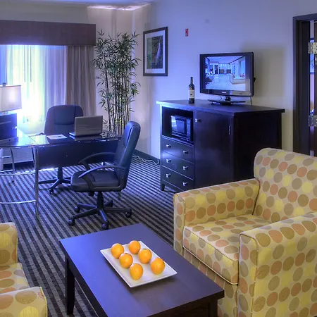 Baymont By Wyndham Dallas/ Love Field-2