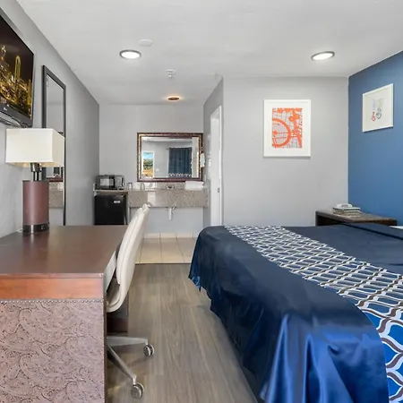 Golden Inn Dallas By Hotel O-3