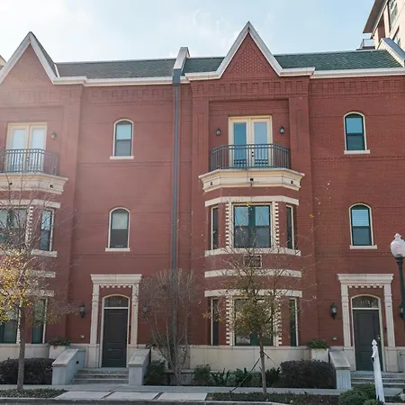 The Guild Uptown | Mckinney Ave-2